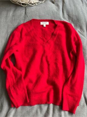 Nordstrom Red V-Neck Cashmere-Blend Women's Sweater
